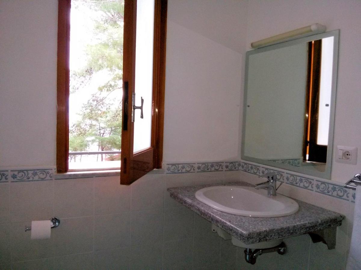 Testa Di Monaco - Basic Beach Accommodations 카포오를란도 외부 사진