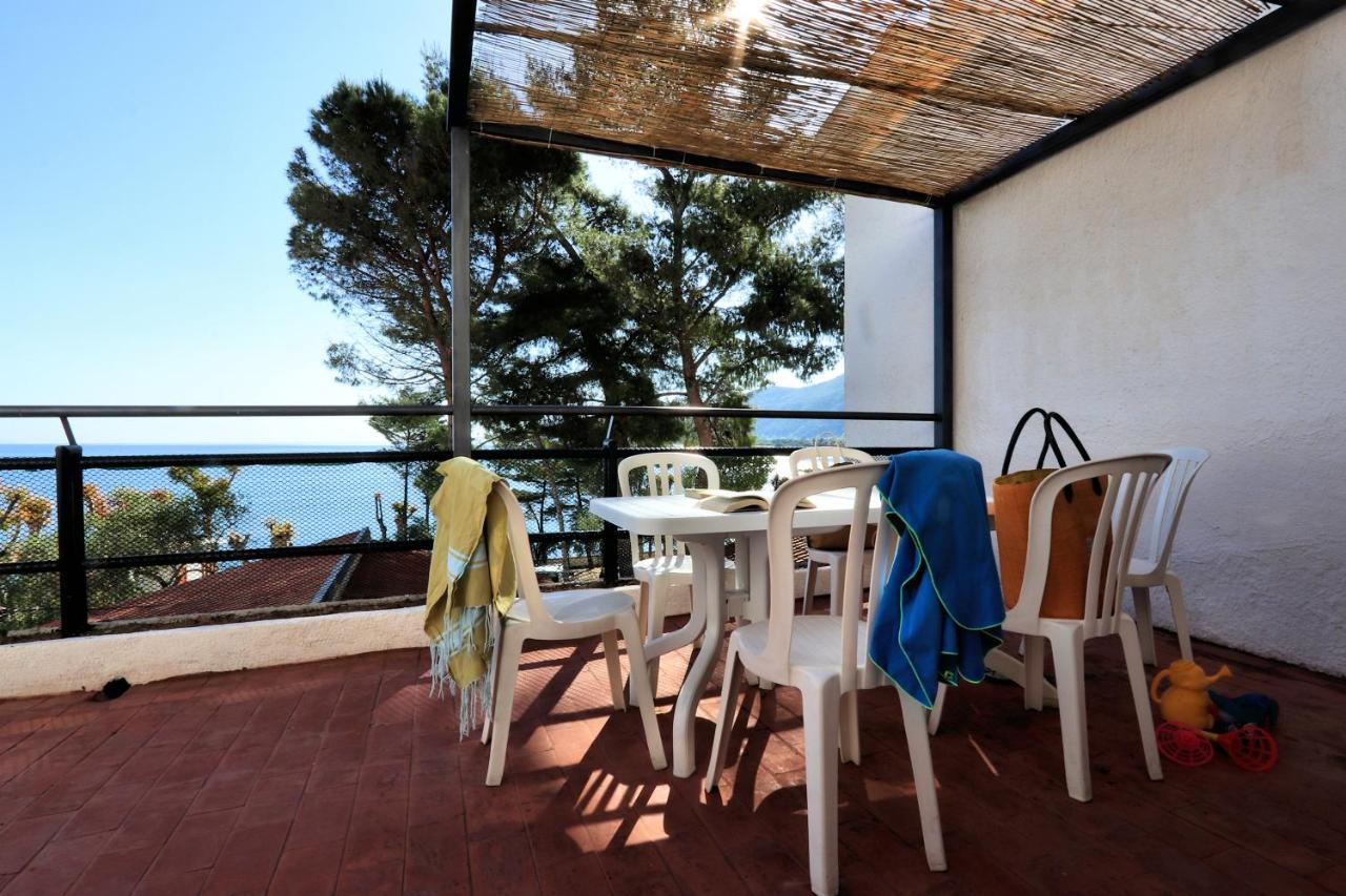 Testa Di Monaco - Basic Beach Accommodations 카포오를란도 외부 사진