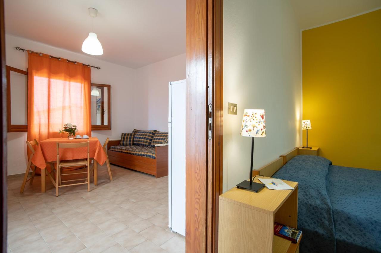 Testa Di Monaco - Basic Beach Accommodations 카포오를란도 외부 사진