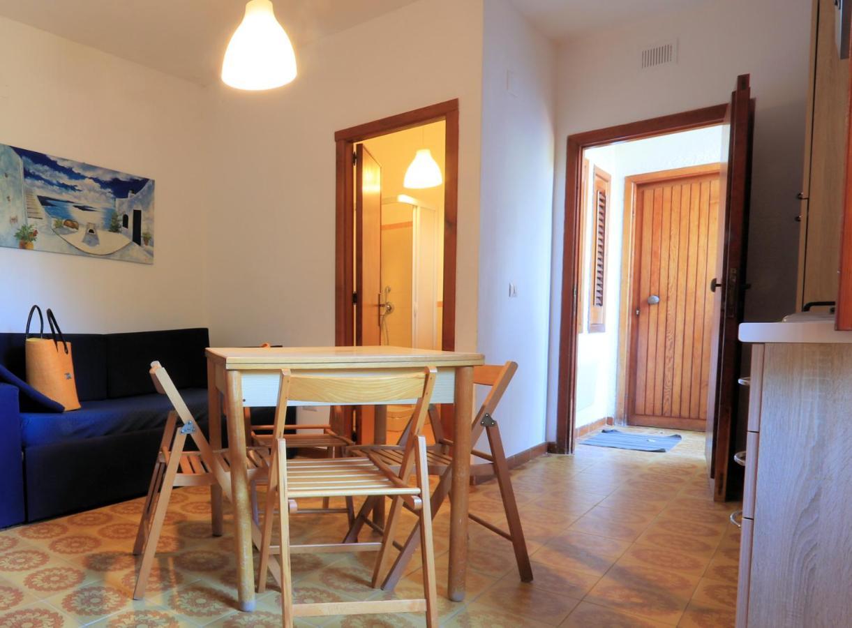 Testa Di Monaco - Basic Beach Accommodations 카포오를란도 외부 사진