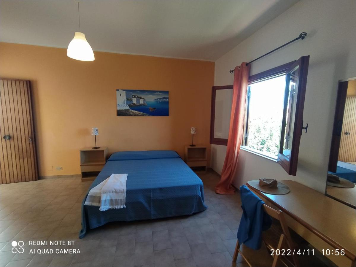 Testa Di Monaco - Basic Beach Accommodations 카포오를란도 외부 사진